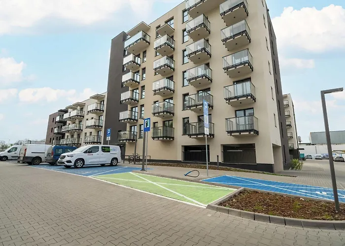 Tasteful With Parking And Gym By Renters Πόζναν