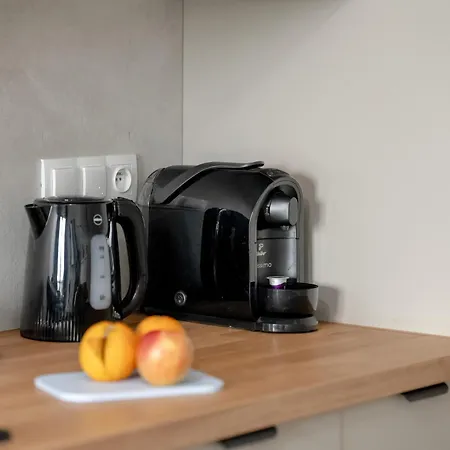 Tasteful With Parking And Gym By Renters Daire