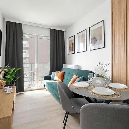 Tasteful With Parking And Gym By Renters Apartamento Poznań