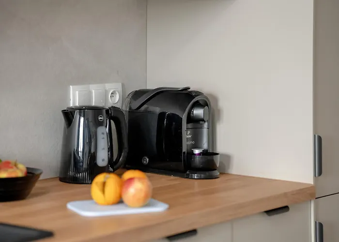 Tasteful With Parking And Gym By Renters Daire